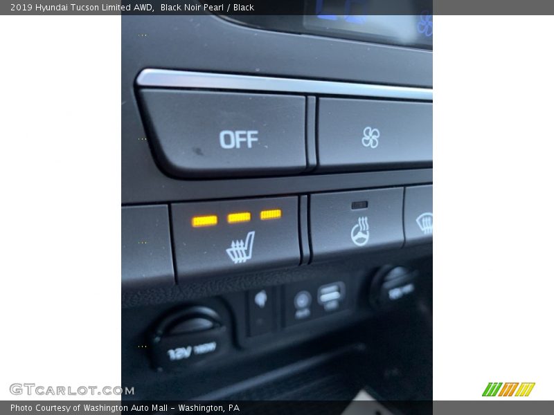 Black Noir Pearl / Black 2019 Hyundai Tucson Limited AWD