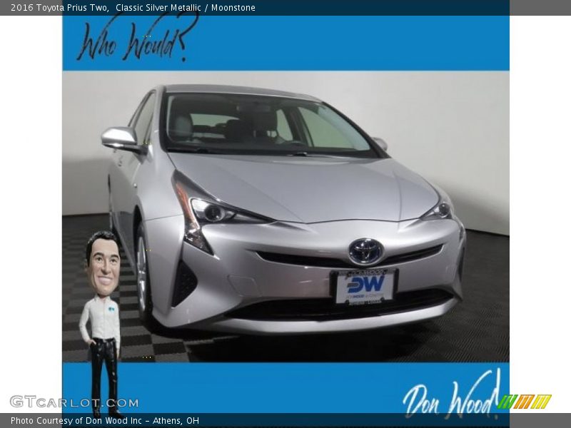 Classic Silver Metallic / Moonstone 2016 Toyota Prius Two