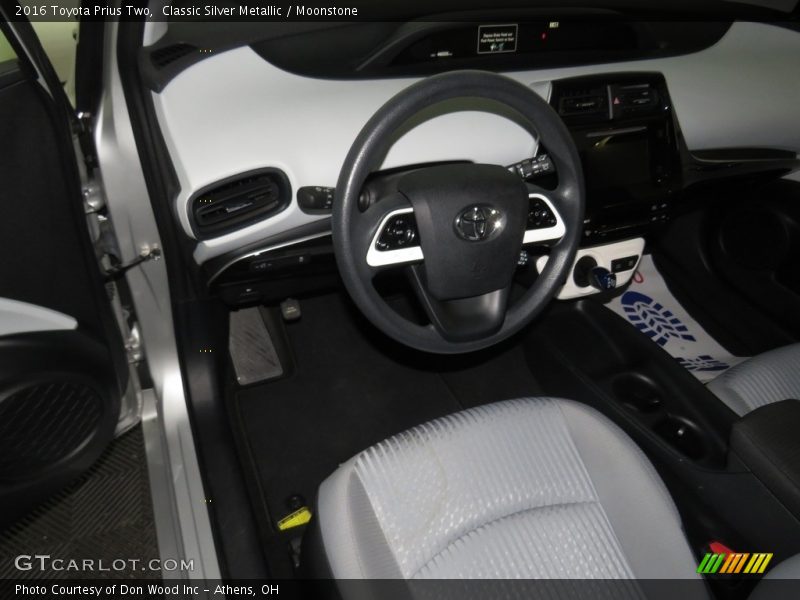 Classic Silver Metallic / Moonstone 2016 Toyota Prius Two