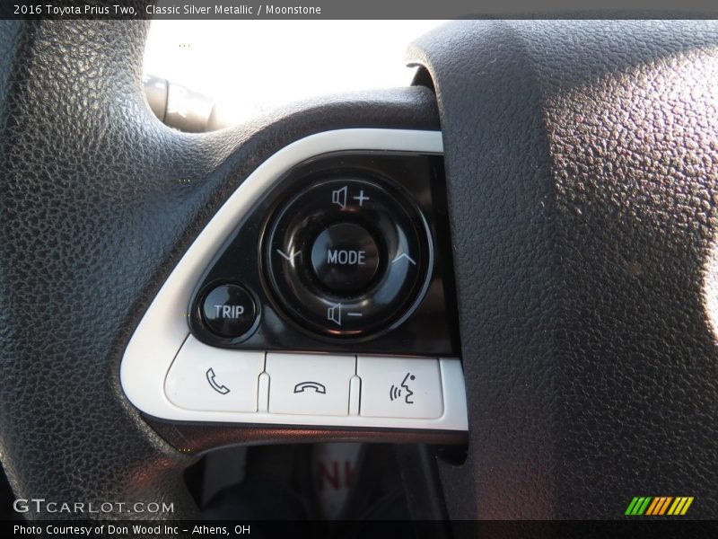 Classic Silver Metallic / Moonstone 2016 Toyota Prius Two