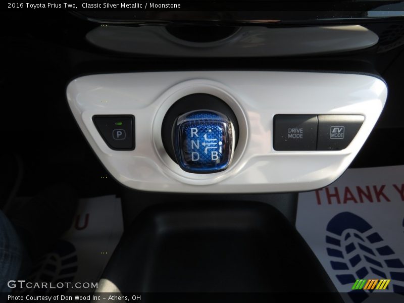 Classic Silver Metallic / Moonstone 2016 Toyota Prius Two