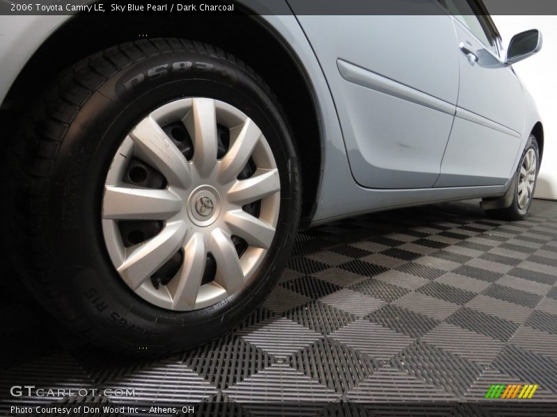 Sky Blue Pearl / Dark Charcoal 2006 Toyota Camry LE