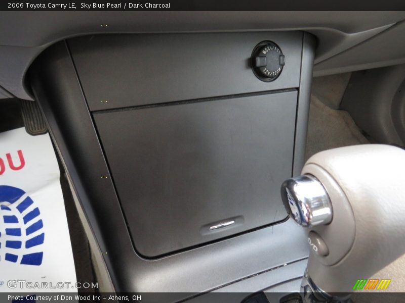 Sky Blue Pearl / Dark Charcoal 2006 Toyota Camry LE