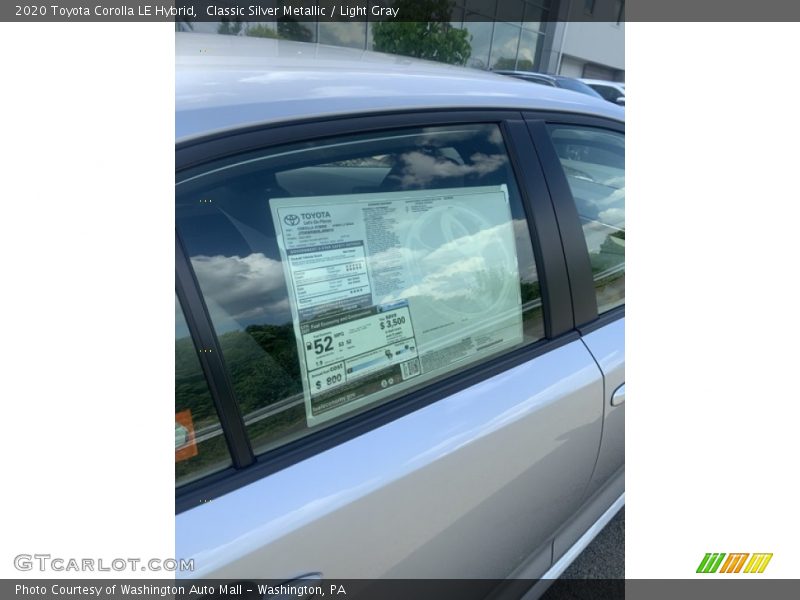 Classic Silver Metallic / Light Gray 2020 Toyota Corolla LE Hybrid