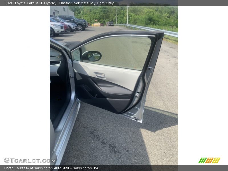 Classic Silver Metallic / Light Gray 2020 Toyota Corolla LE Hybrid