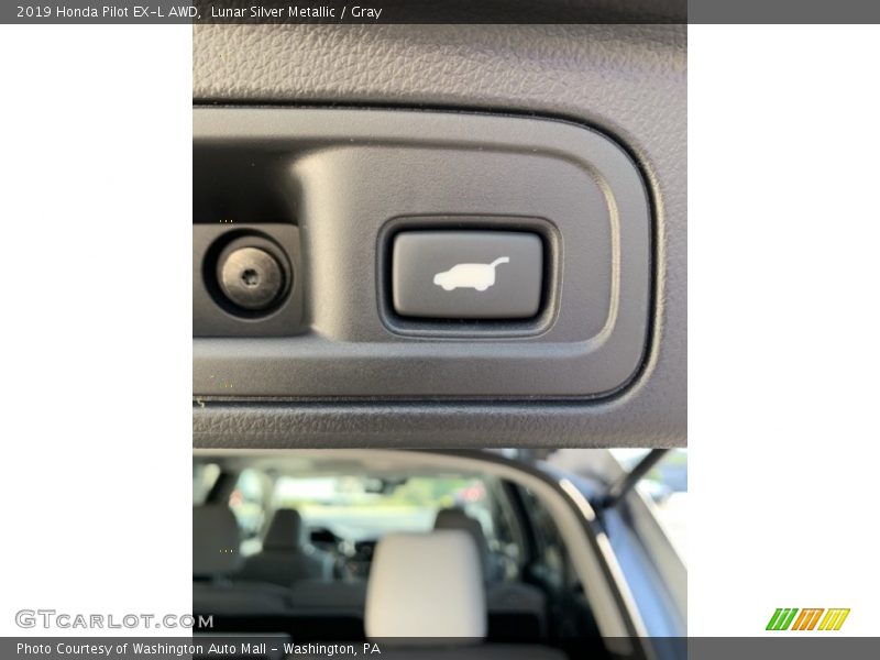 Lunar Silver Metallic / Gray 2019 Honda Pilot EX-L AWD