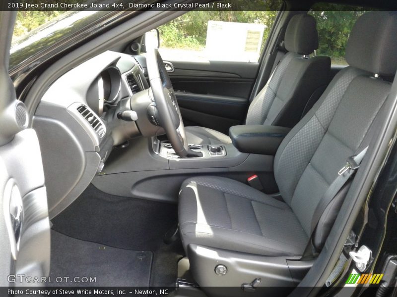 Diamond Black Crystal Pearl / Black 2019 Jeep Grand Cherokee Upland 4x4