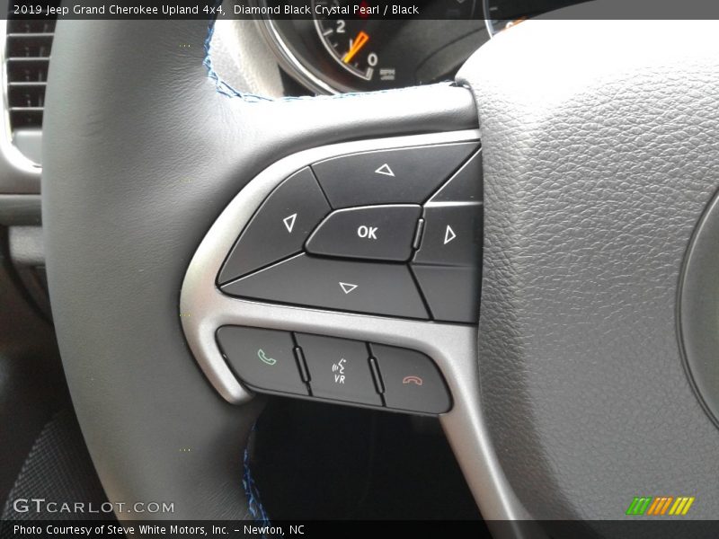 Diamond Black Crystal Pearl / Black 2019 Jeep Grand Cherokee Upland 4x4