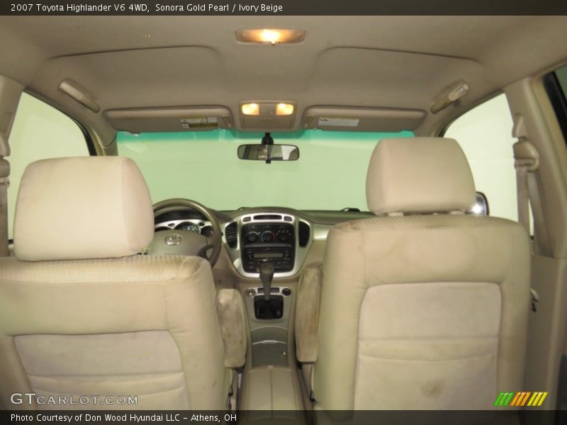 Sonora Gold Pearl / Ivory Beige 2007 Toyota Highlander V6 4WD