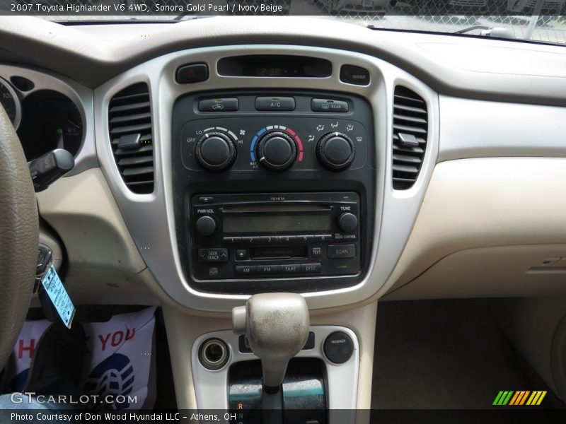 Sonora Gold Pearl / Ivory Beige 2007 Toyota Highlander V6 4WD