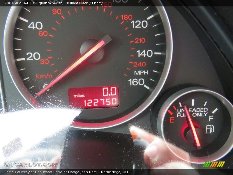 Brilliant Black / Ebony 2004 Audi A4 1.8T quattro Sedan