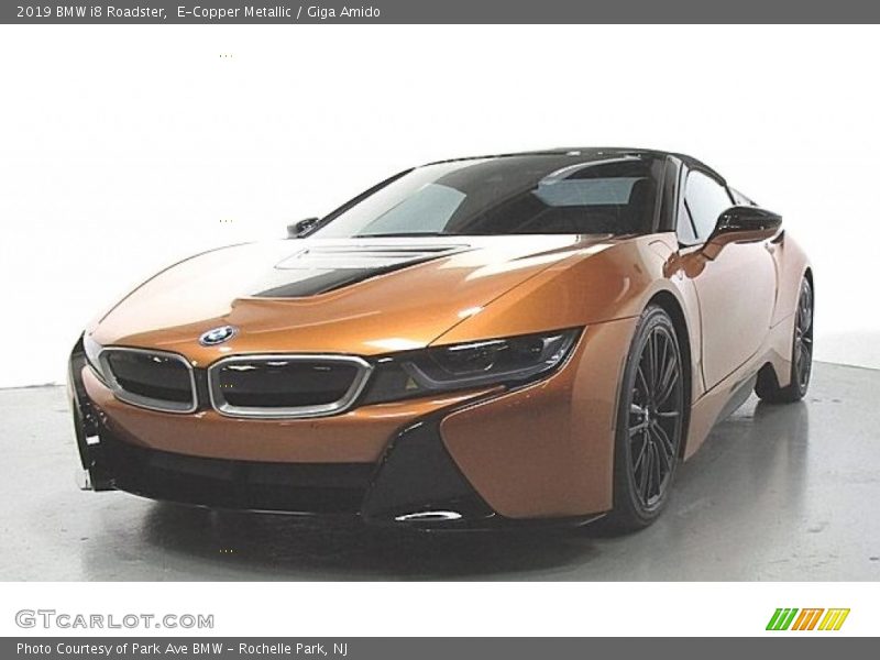 E-Copper Metallic / Giga Amido 2019 BMW i8 Roadster
