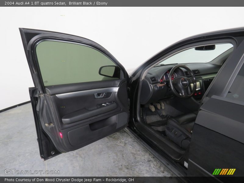 Brilliant Black / Ebony 2004 Audi A4 1.8T quattro Sedan