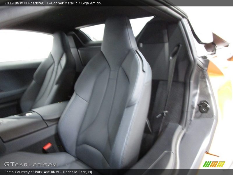 E-Copper Metallic / Giga Amido 2019 BMW i8 Roadster