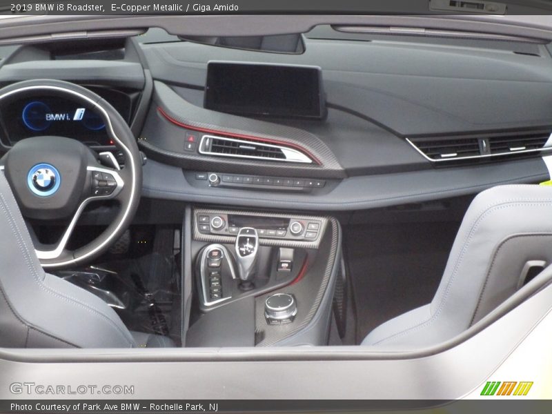 Dashboard of 2019 i8 Roadster