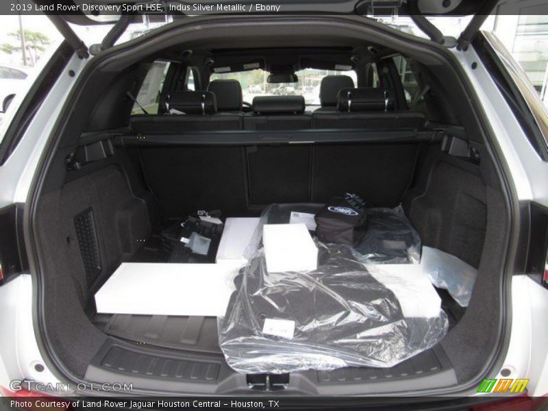 Indus Silver Metallic / Ebony 2019 Land Rover Discovery Sport HSE