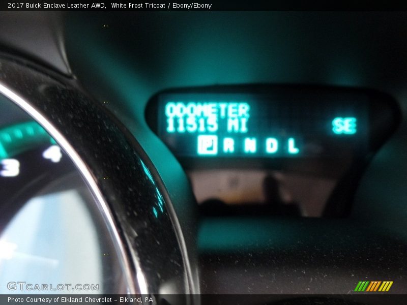 White Frost Tricoat / Ebony/Ebony 2017 Buick Enclave Leather AWD