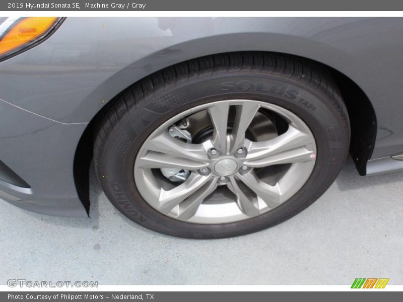 Machine Gray / Gray 2019 Hyundai Sonata SE