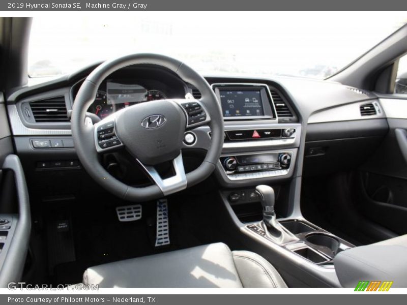 Machine Gray / Gray 2019 Hyundai Sonata SE