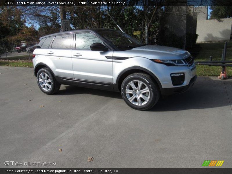 Indus Silver Metallic / Ebony 2019 Land Rover Range Rover Evoque SE