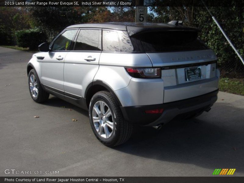 Indus Silver Metallic / Ebony 2019 Land Rover Range Rover Evoque SE