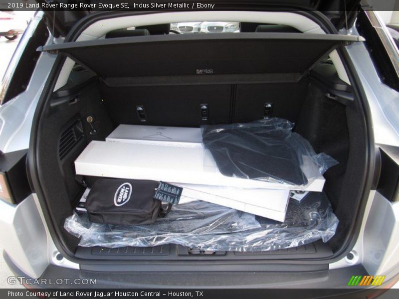  2019 Range Rover Evoque SE Trunk