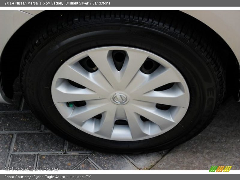 Brilliant Silver / Sandstone 2014 Nissan Versa 1.6 SV Sedan