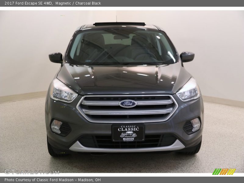 Magnetic / Charcoal Black 2017 Ford Escape SE 4WD