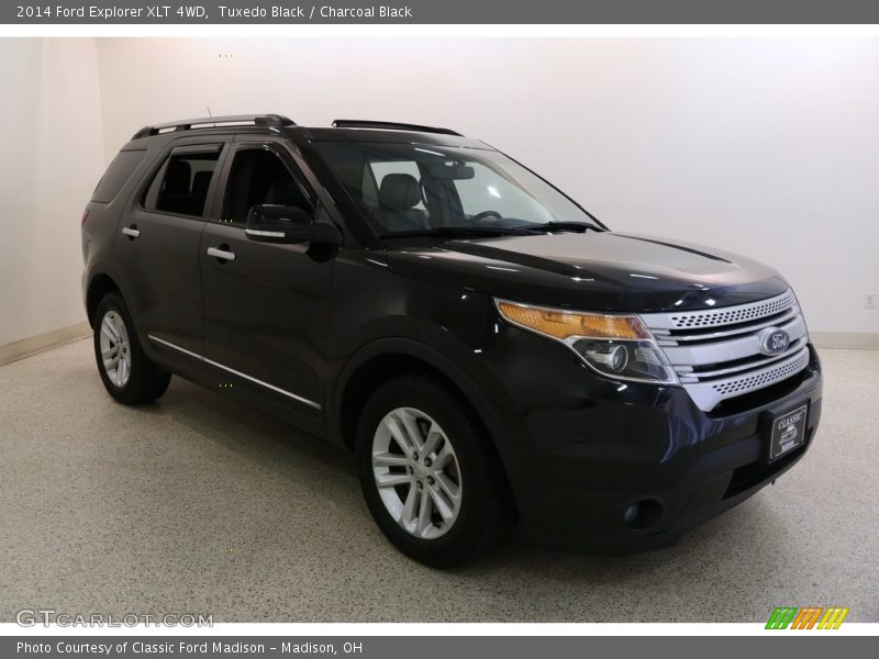 Tuxedo Black / Charcoal Black 2014 Ford Explorer XLT 4WD