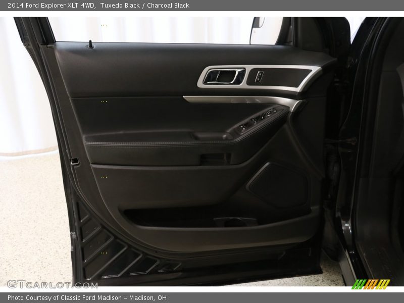 Tuxedo Black / Charcoal Black 2014 Ford Explorer XLT 4WD