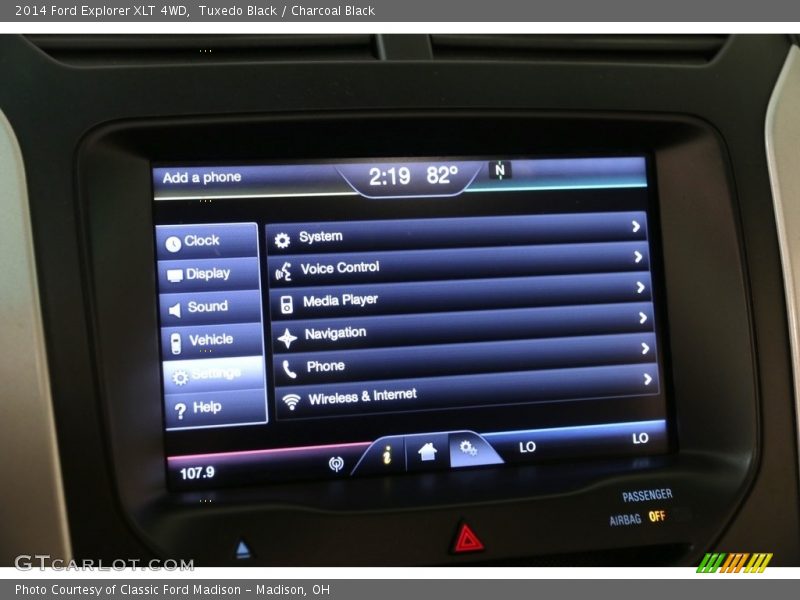 Tuxedo Black / Charcoal Black 2014 Ford Explorer XLT 4WD