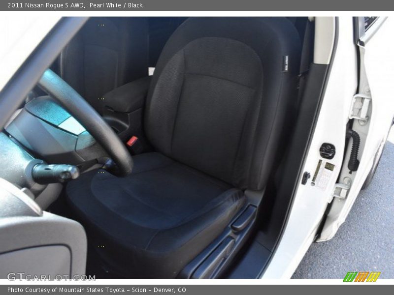 Pearl White / Black 2011 Nissan Rogue S AWD