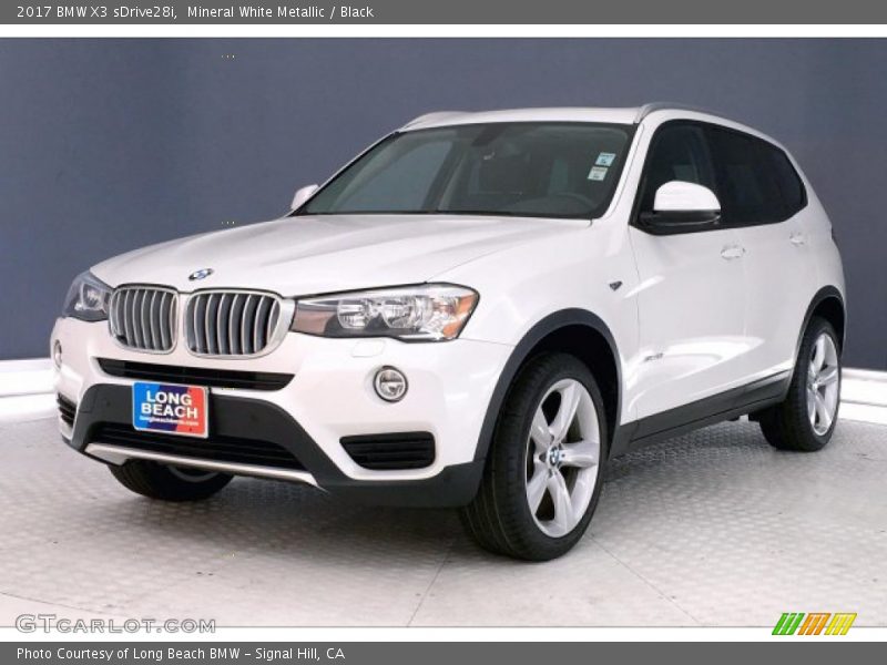 Mineral White Metallic / Black 2017 BMW X3 sDrive28i
