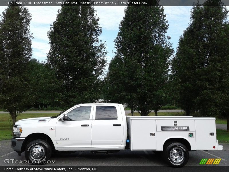 Bright White / Black/Diesel Gray 2019 Ram 3500 Tradesman Crew Cab 4x4 Chassis