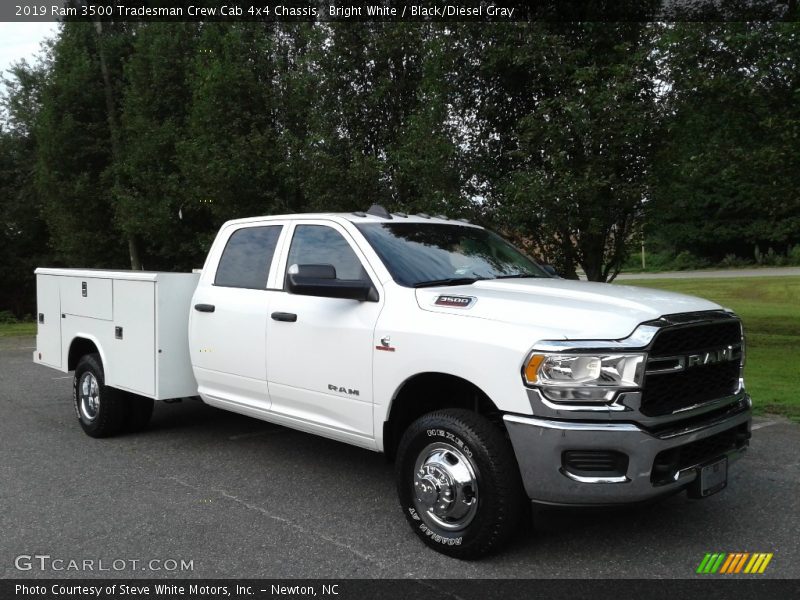 Bright White / Black/Diesel Gray 2019 Ram 3500 Tradesman Crew Cab 4x4 Chassis