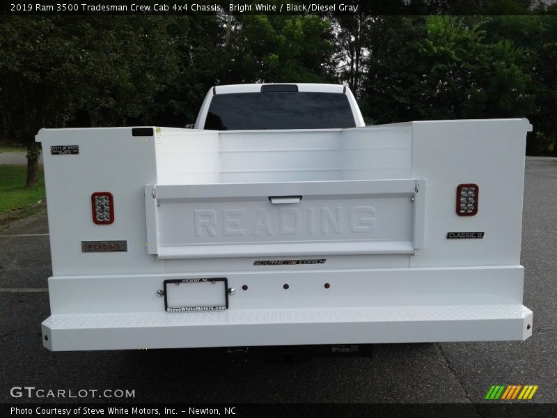 Bright White / Black/Diesel Gray 2019 Ram 3500 Tradesman Crew Cab 4x4 Chassis