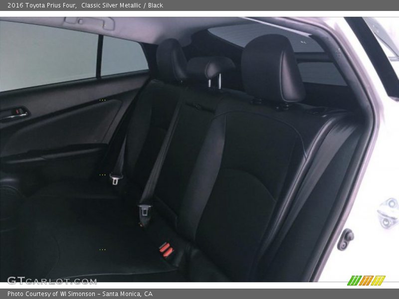 Classic Silver Metallic / Black 2016 Toyota Prius Four