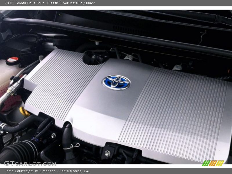 Classic Silver Metallic / Black 2016 Toyota Prius Four