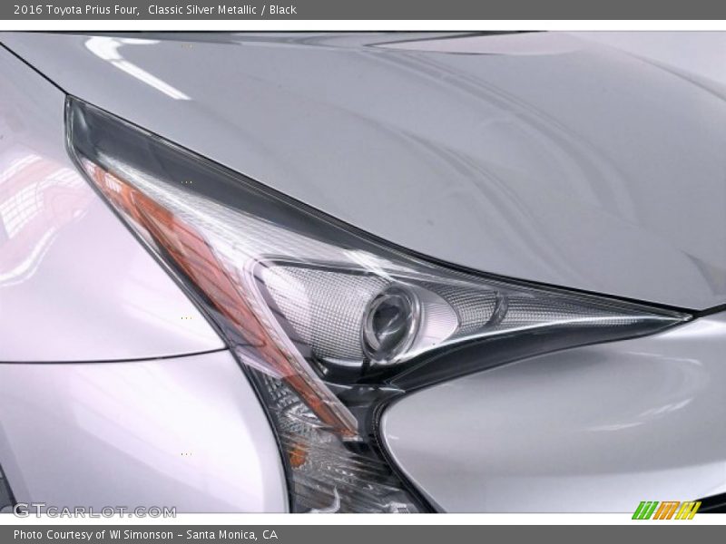 Classic Silver Metallic / Black 2016 Toyota Prius Four