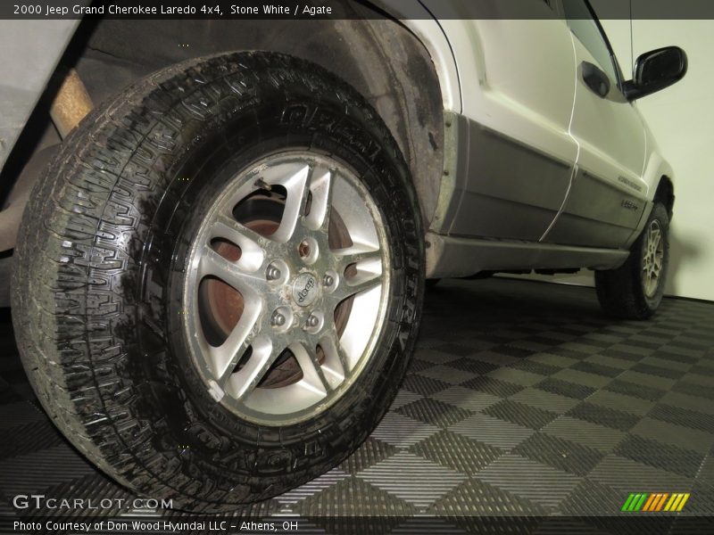Stone White / Agate 2000 Jeep Grand Cherokee Laredo 4x4