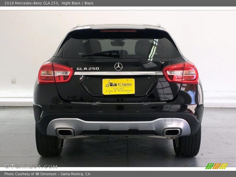 Night Black / Black 2019 Mercedes-Benz GLA 250