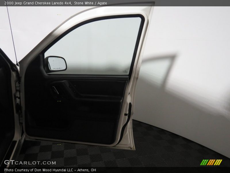 Stone White / Agate 2000 Jeep Grand Cherokee Laredo 4x4