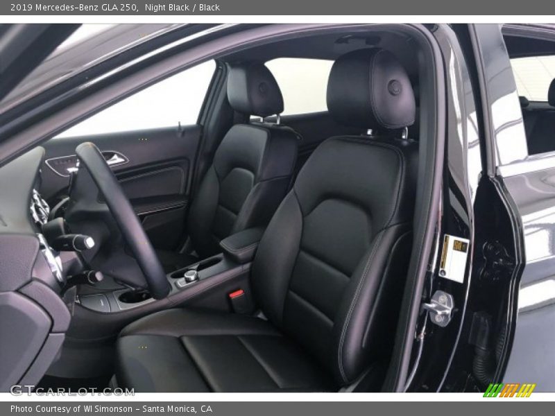 Night Black / Black 2019 Mercedes-Benz GLA 250