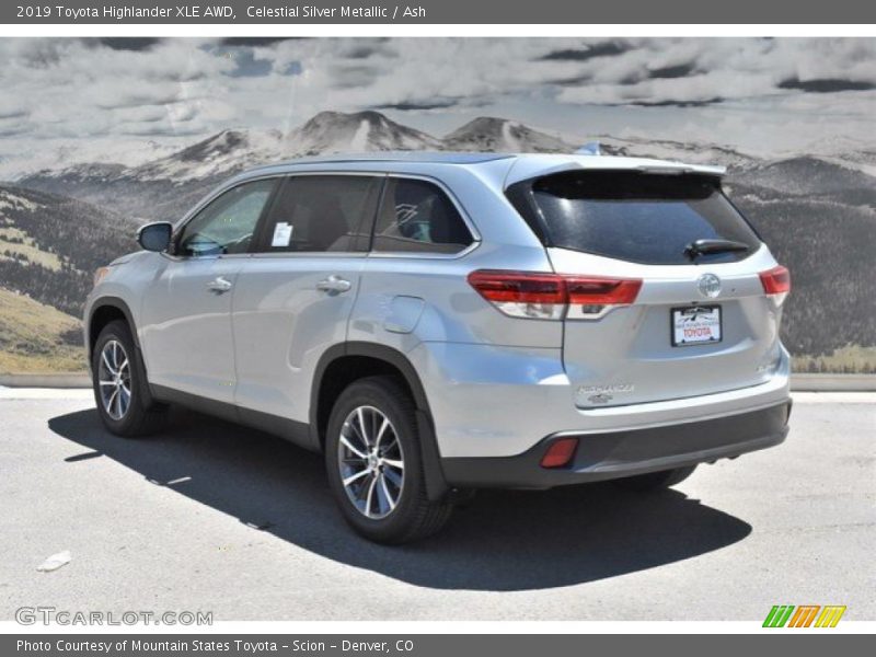 Celestial Silver Metallic / Ash 2019 Toyota Highlander XLE AWD