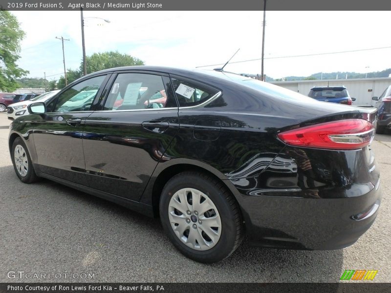 Agate Black / Medium Light Stone 2019 Ford Fusion S