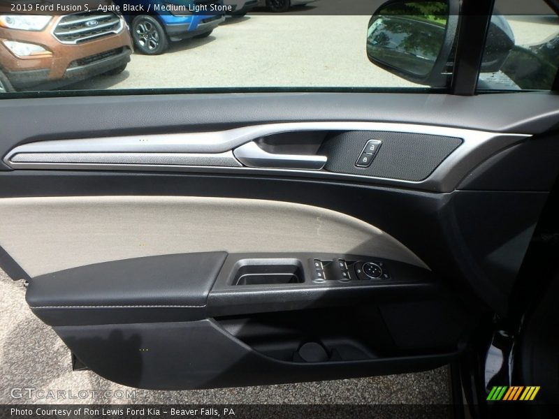 Agate Black / Medium Light Stone 2019 Ford Fusion S