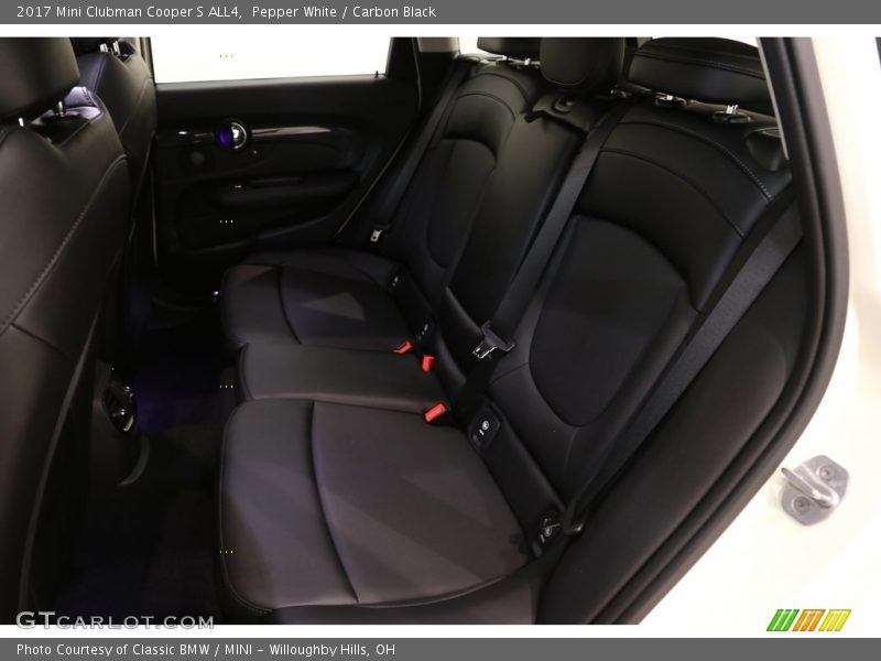 Pepper White / Carbon Black 2017 Mini Clubman Cooper S ALL4