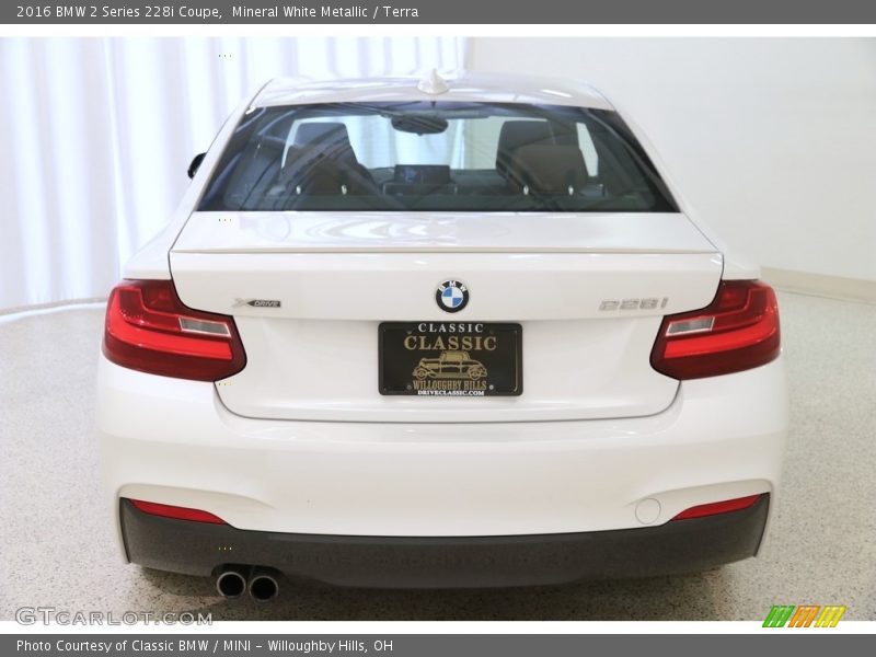 Mineral White Metallic / Terra 2016 BMW 2 Series 228i Coupe