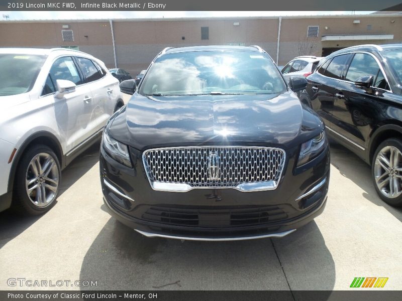 Infinite Black Metallic / Ebony 2019 Lincoln MKC FWD