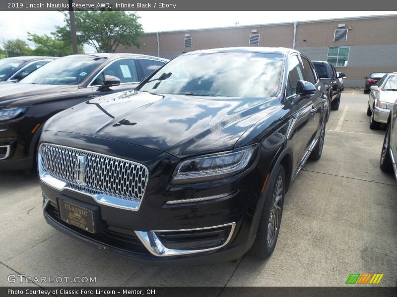 Infinite Black / Ebony 2019 Lincoln Nautilus Reserve AWD